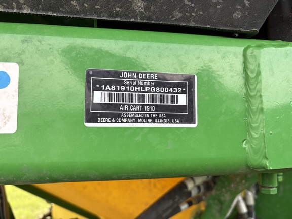 2023 John Deere N560 Air Seeder