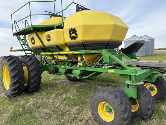 2023 John Deere N560 Air Seeder