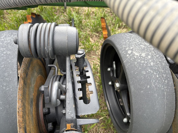 2023 John Deere N560 Air Seeder