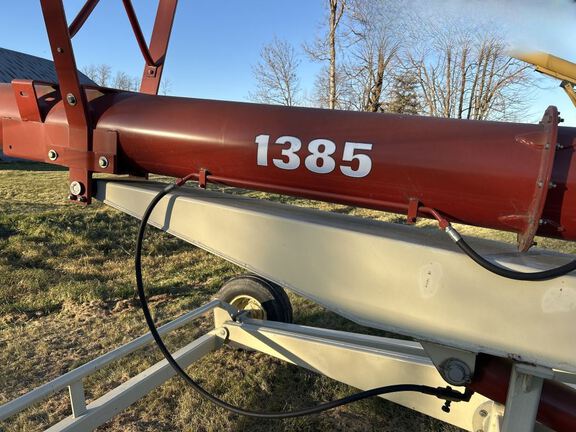 2018 Buhler Farm King 1385 Attachments
