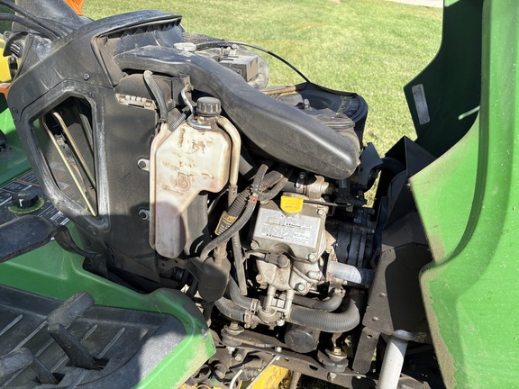 2013 John Deere X734 Garden Tractor