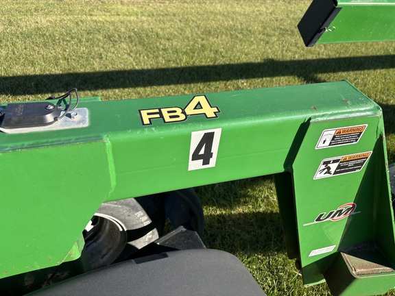 2017 Unverferth 548 Road Runner Header Transport