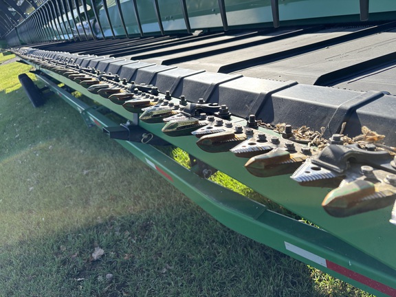 2022 John Deere RD45F Header Combine