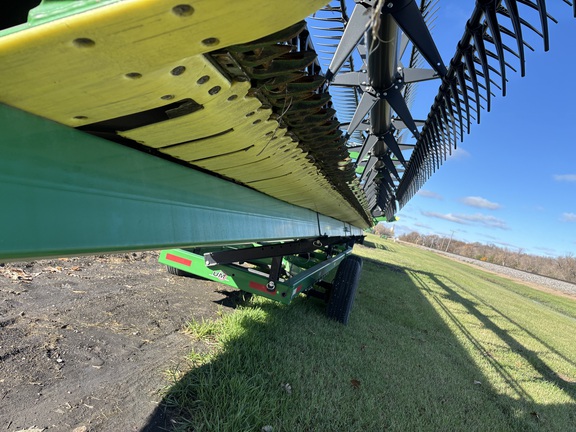 2022 John Deere RD45F Header Combine