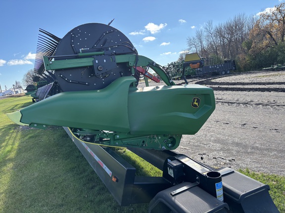2022 John Deere RD45F Header Combine