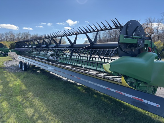 2022 John Deere RD45F Header Combine