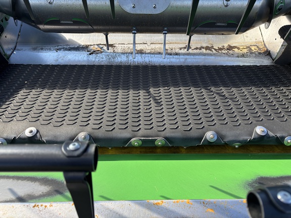 2022 John Deere RD45F Header Combine