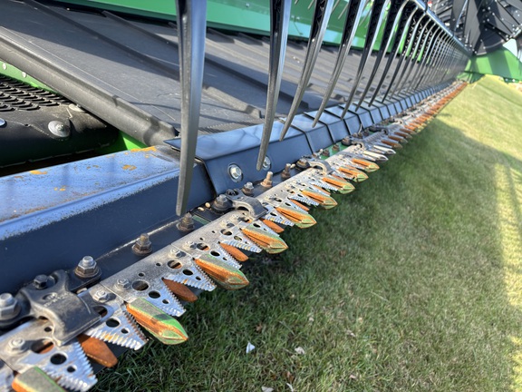 2022 John Deere RD45F Header Combine