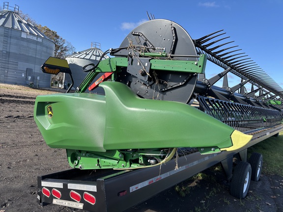 2022 John Deere RD45F Header Combine