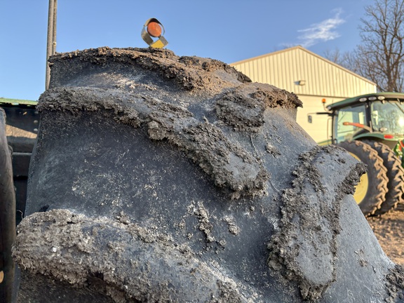 2011 John Deere 9330 Tractor 4WD