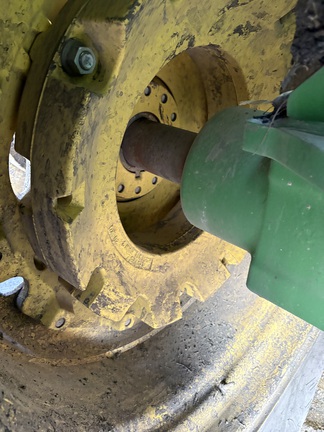 2011 John Deere 9330 Tractor 4WD