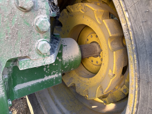 2011 John Deere 9330 Tractor 4WD