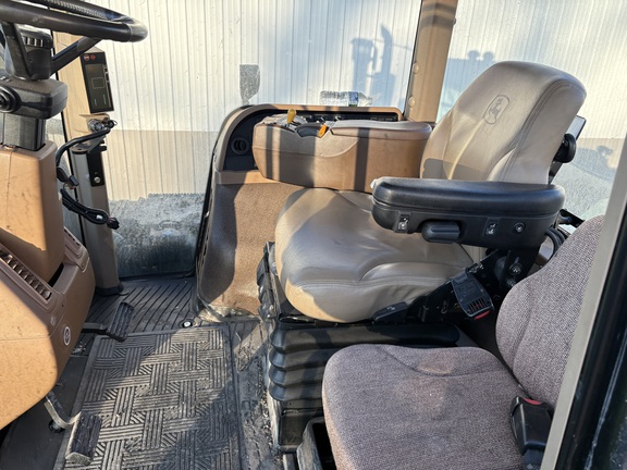 2011 John Deere 9330 Tractor 4WD