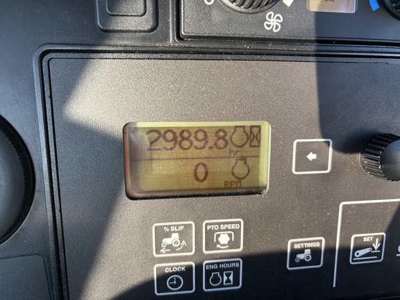 2011 John Deere 9330 Tractor 4WD