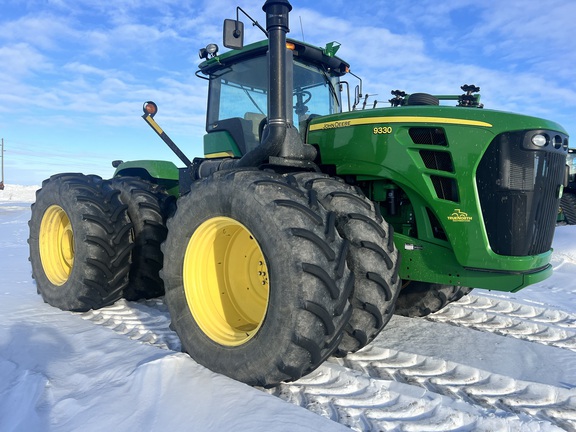 2011 John Deere 9330 Tractor 4WD