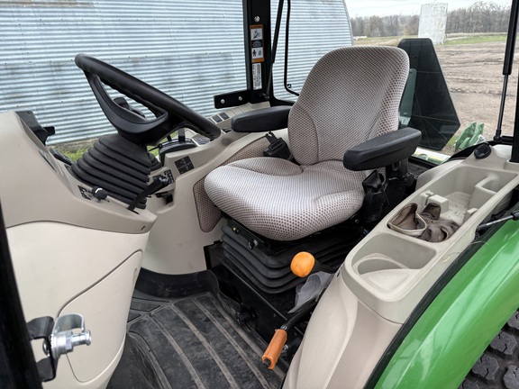 2021 John Deere 3046R Tractor Compact