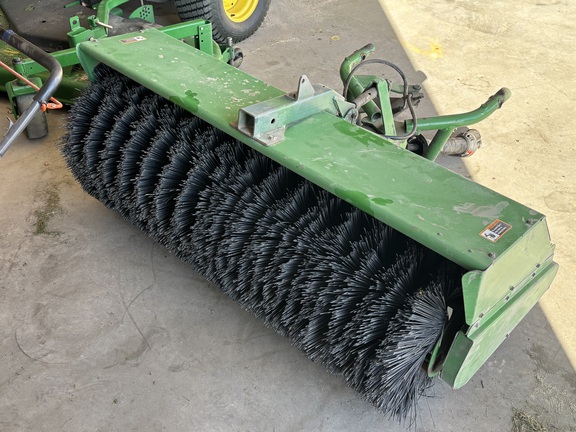 2009 John Deere 1545 Mower/Front Deck
