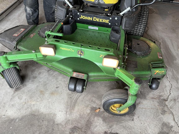 2017 John Deere Z960M Mower/Zero Turn