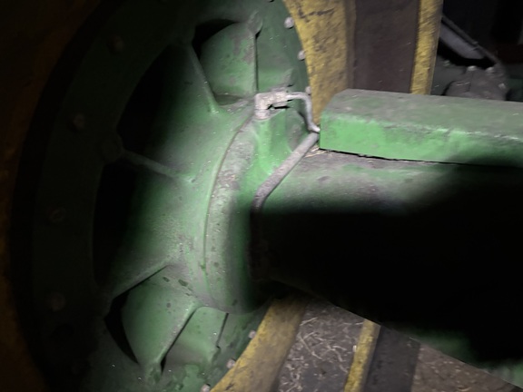 2019 John Deere 9520RT Tractor Rubber Track