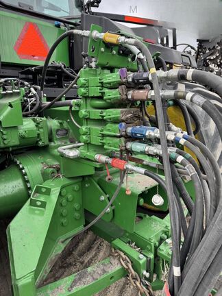 2023 John Deere 9RT 570 Tractor Rubber Track
