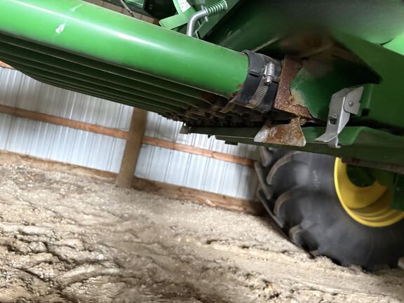 2016 John Deere 1890 Air Seeder