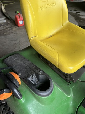 2009 John Deere X720 Garden Tractor