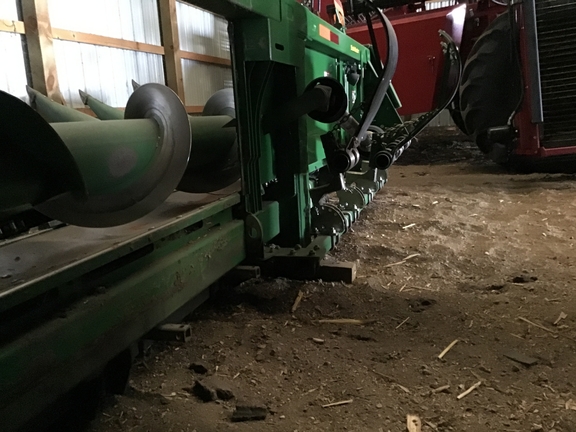 2013 John Deere 612C StalkMaster Header Corn Head