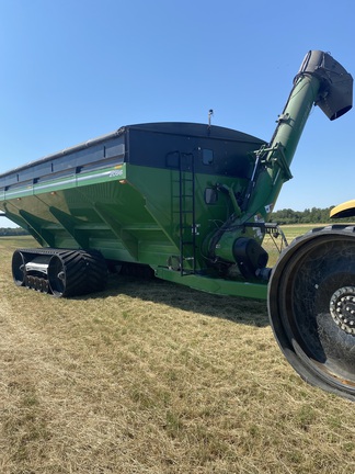 2019 Brent 2096 Grain Cart