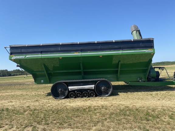 2019 Brent 2096 Grain Cart