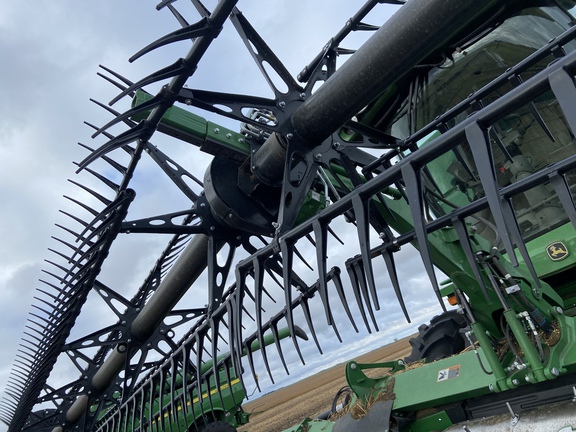 2022 John Deere HD45F Header Combine