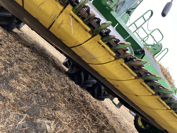 2022 John Deere HD45F Header Combine