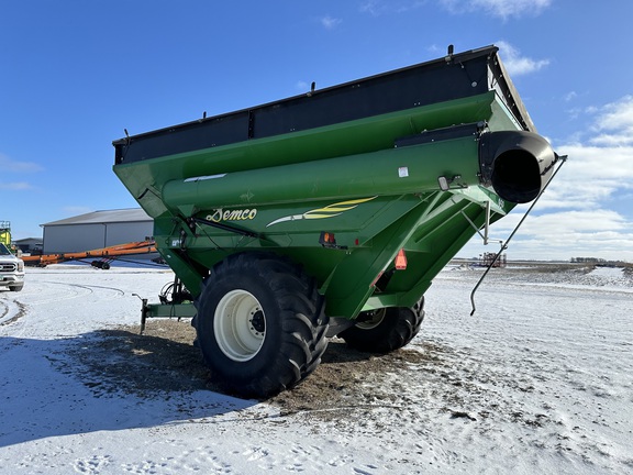 2008 Demco 950 Grain Cart