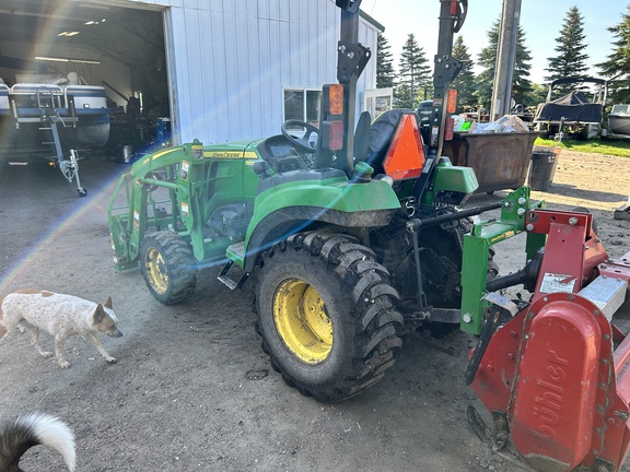 2017 John Deere 2038R Tractor Compact