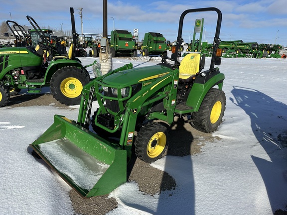 2017 John Deere 2038R Tractor Compact