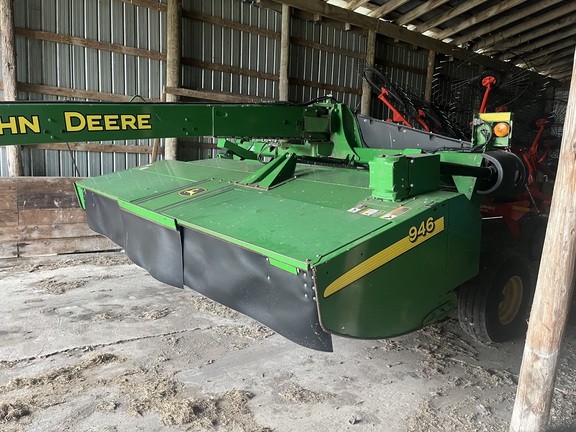 2014 John Deere 946 Mower Conditioner