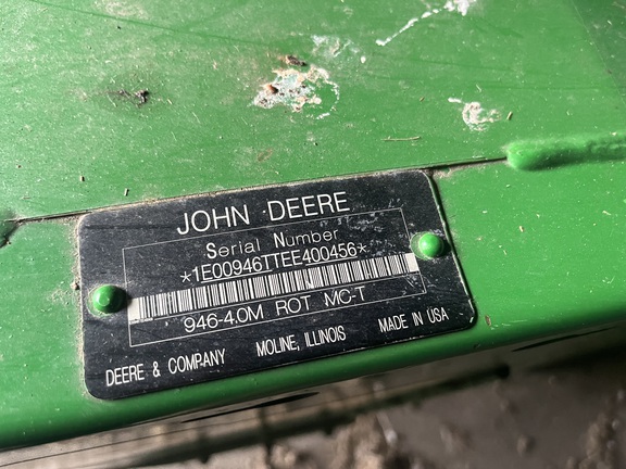 2014 John Deere 946 Mower Conditioner