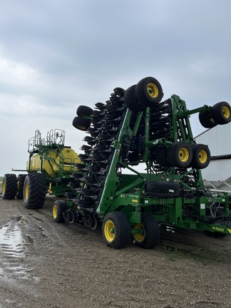 2022 John Deere N560 Air Seeder