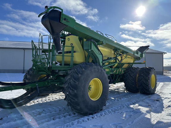 2022 John Deere N560 Air Seeder