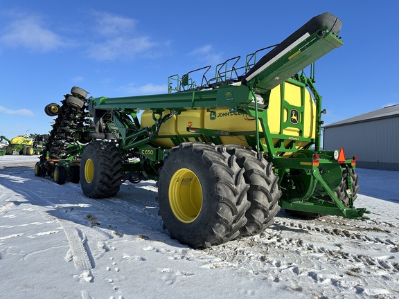 2022 John Deere N560 Air Seeder