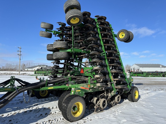 2022 John Deere N560 Air Seeder