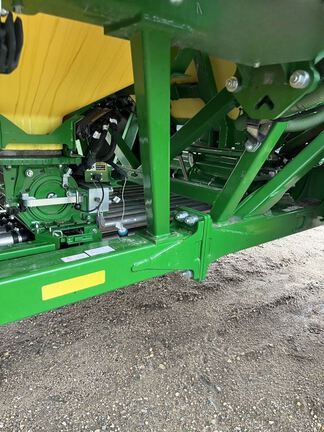 2022 John Deere N560 Air Seeder