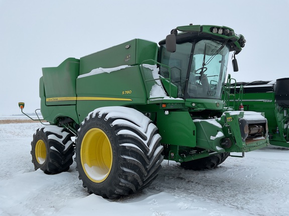 2022 John Deere S780 Combine