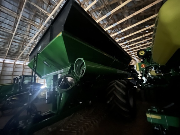 2019 Brent V1100 Grain Cart