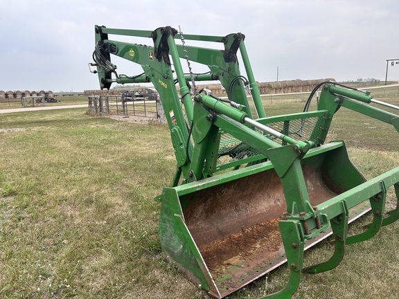 2013 John Deere 6140R Tractor