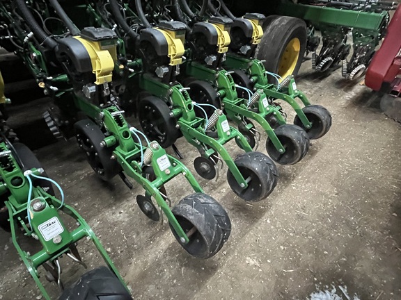 2020 John Deere DB60 Planter