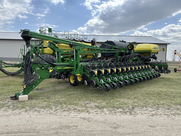 2020 John Deere DB60 Planter