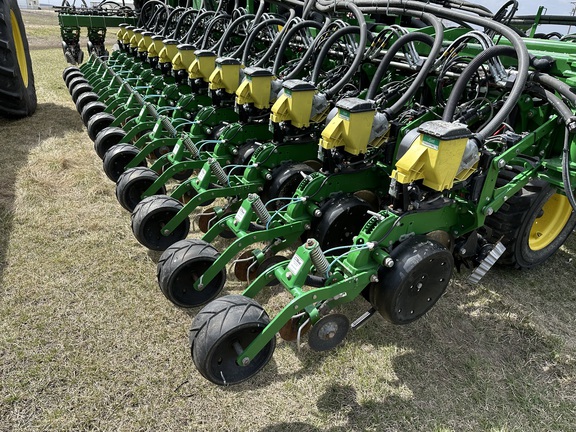 2020 John Deere DB60 Planter