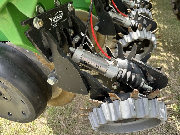 2020 John Deere DB60 Planter