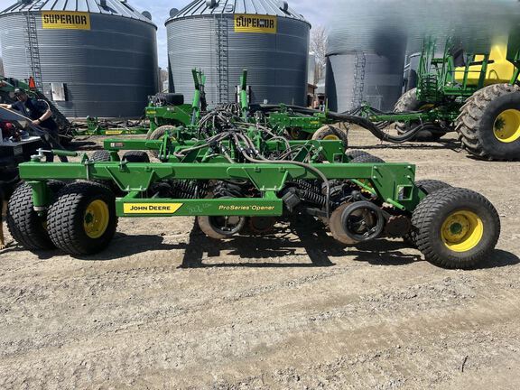 2022 John Deere N560 Air Seeder