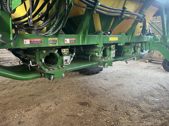 2022 John Deere N560 Air Seeder